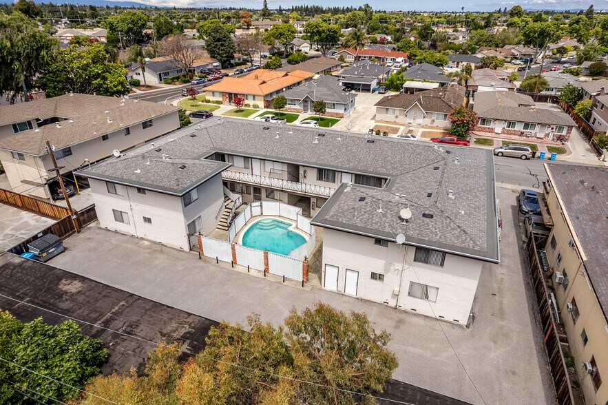 More Photos Of 2388 Karen Dr, Santa Clara Apartments For Sale