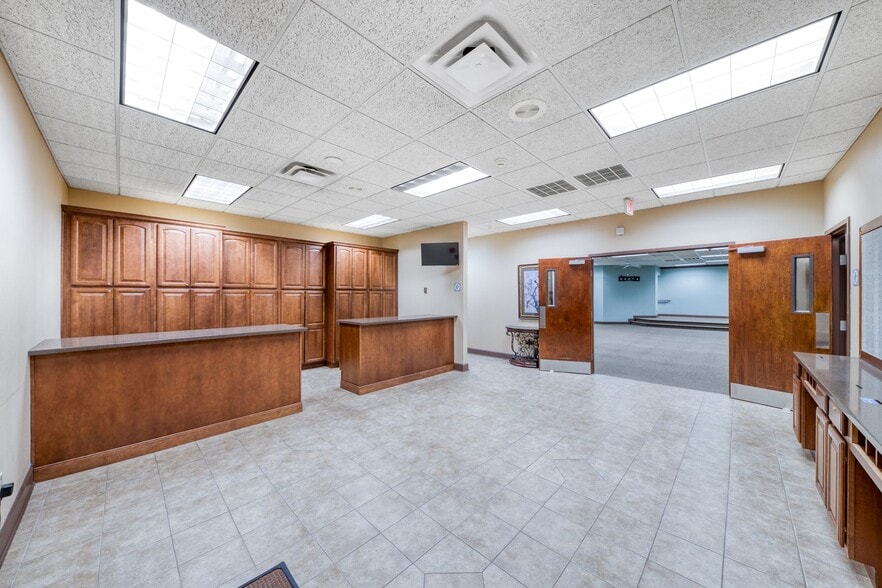 More Photos Of 1184 Davis Pl NW, Atlanta Religious Facility For Sale