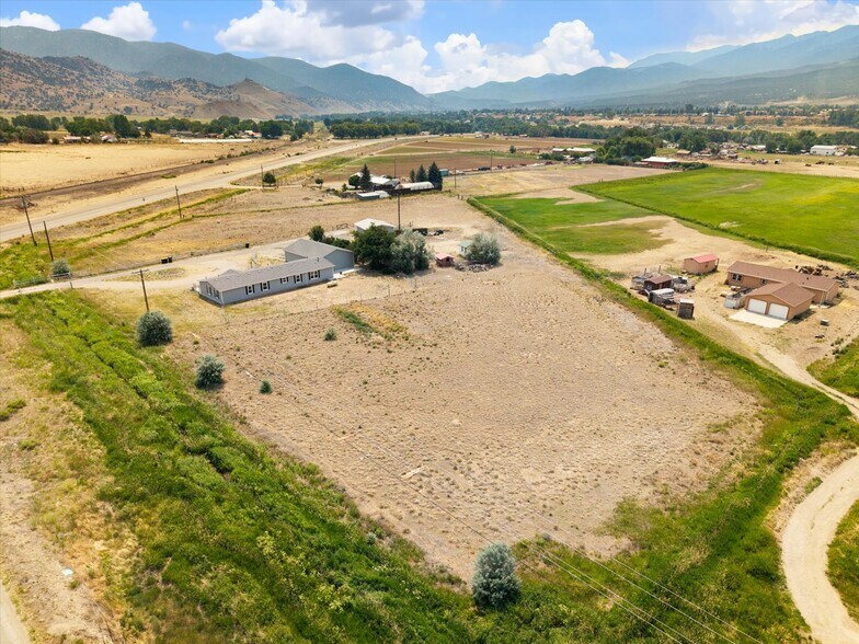 More Photos Of 7522 County Road 151, Salida Industrial For Sale