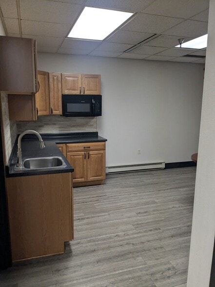 More Photos Of 2526 Bypass Rd, Elkhart Office For Lease