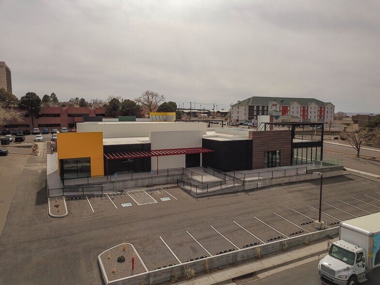 More Photos Of 2500 Yale Blvd SE, Albuquerque Storefront Retail Office For Lease