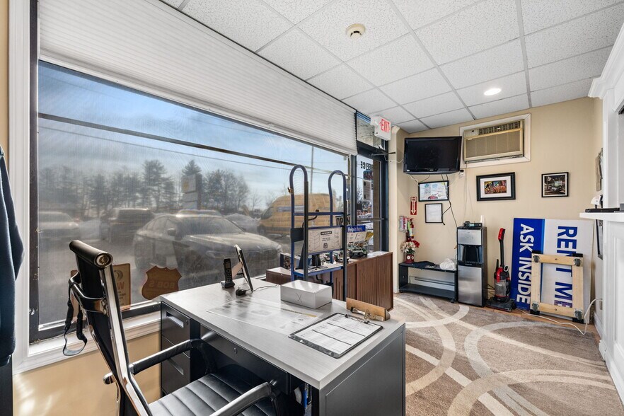 More Photos Of 131-135 Rt-304, Nanuet Freestanding For Sale