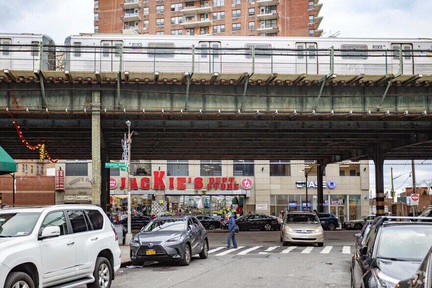 More Photos Of 128-132 Brighton Beach Ave, Brooklyn Office For Lease