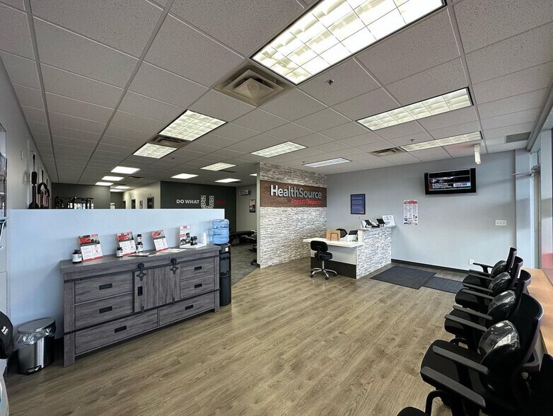 More Photos Of 2200-2238 Commerce Blvd, Mound Storefront For Lease