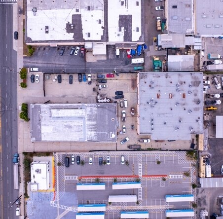 More Photos Of 15722 S Broadway, Gardena Warehouse For Sale