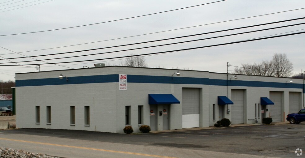 More Photos Of 401-411 27th St, Dunbar Light Distribution For Lease