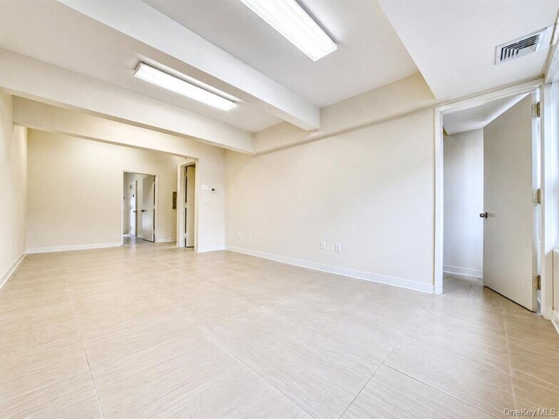 More Photos Of 61-12 220th St, Oakland Gardens Storefront Retail Office For Lease