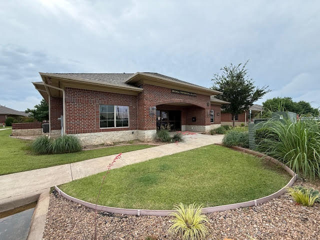 More Photos Of 1014 24th Ave NW, Norman Office For Sale