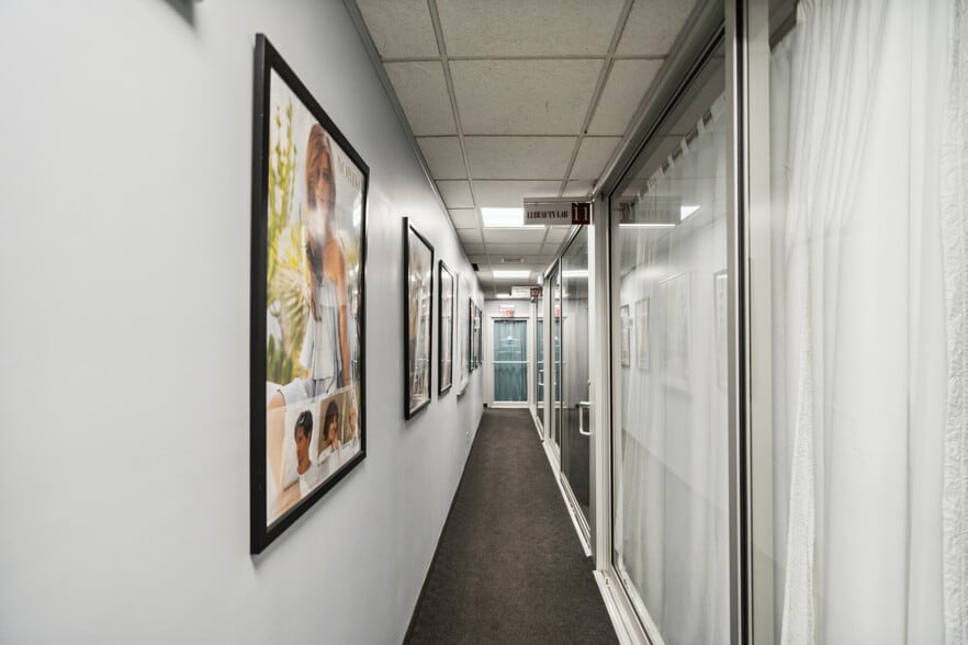 More Photos Of 2170 Joshuas Path, Hauppauge Freestanding For Sale