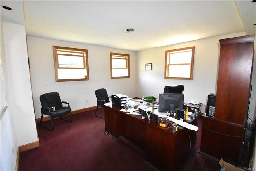 More Photos Of 31 Madison Blvd, Canastota Manufacturing For Lease