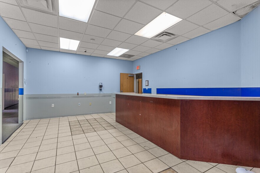 More Photos Of 18917 Joy Rd, Detroit Medical For Sale