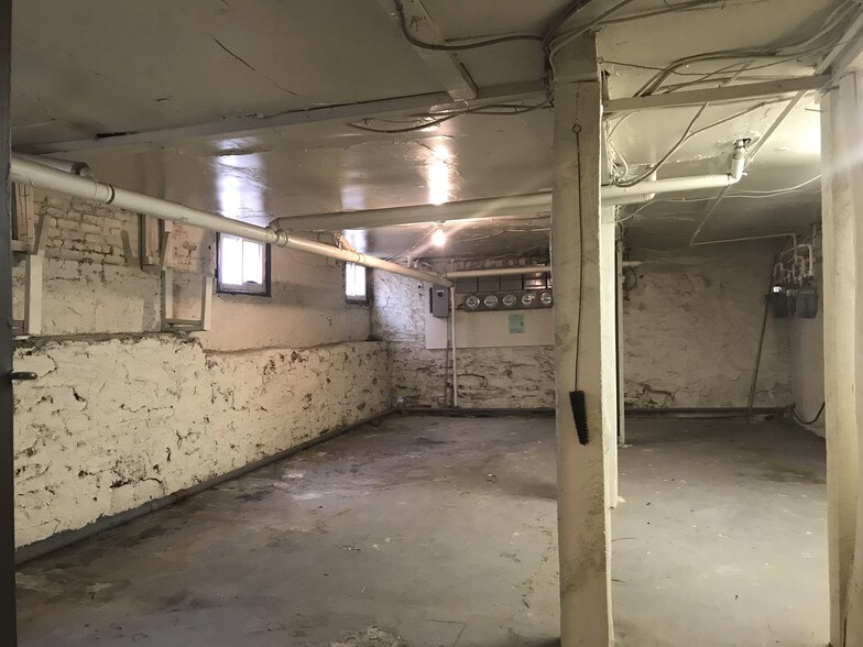 More Photos Of 251-253 S Fifth Ave, Mount Vernon Apartments For Sale