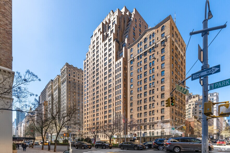 More Photos Of 10 Park Ave, New York Apartments For Sale