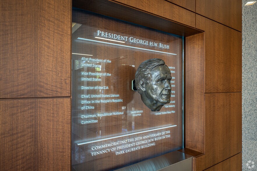 More Photos Of 10000 Memorial Dr, Houston Office For Lease