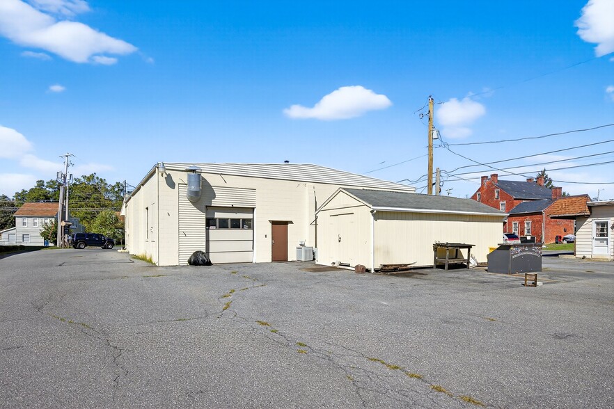 More Photos Of 929 Lititz Pike, Lititz Storefront Retail Office For Sale