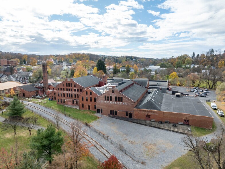 More Photos Of 100-256 Match Factory Pl, Bellefonte Medical For Lease