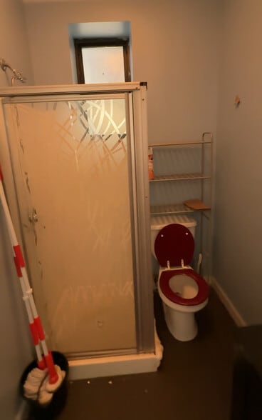 More Photos Of 958 Lafayette Ave, Brooklyn General Retail For Lease