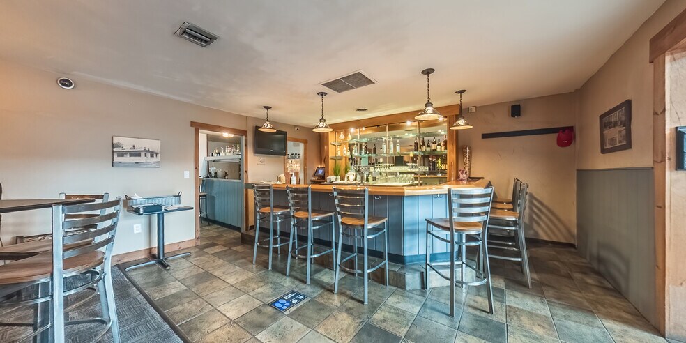 More Photos Of 3803 Columbia Blvd, Bloomsburg Restaurant For Sale
