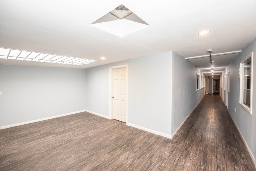 More Photos Of 2184-2186 Logan Ave, San Diego Office For Lease