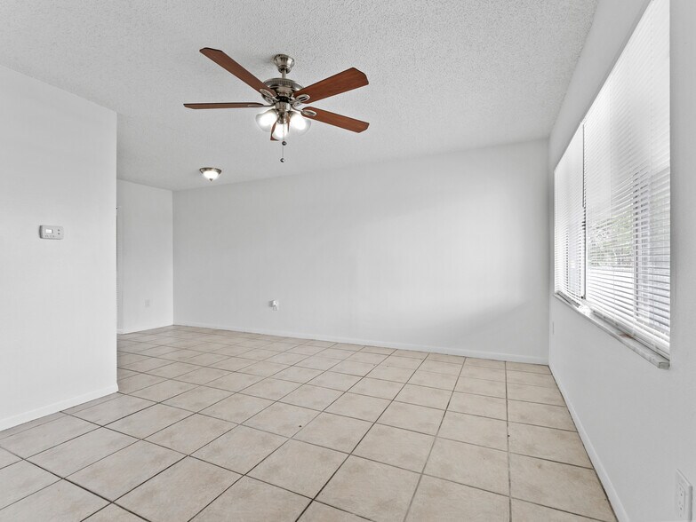 More Photos Of , Saint Petersburg Unknown For Sale