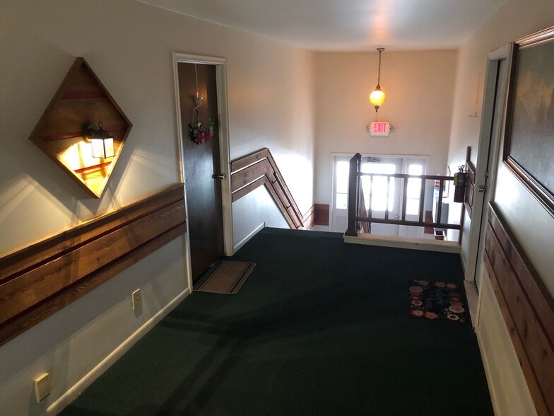 More Photos Of 100 Taylor St, Coldwater Apartments For Sale