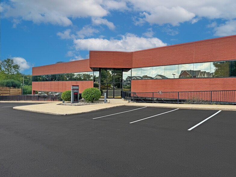 Primary Photo Of 300 S Saint Louis Blvd, South Bend Office For Lease