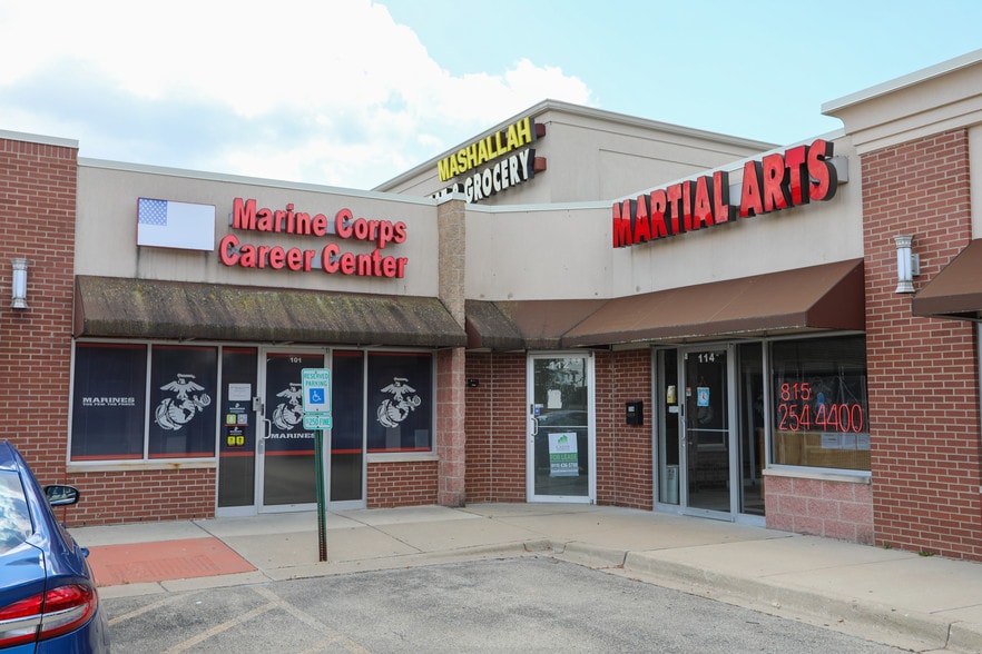 More Photos Of 16122 Route 59 Rt, Plainfield General Retail For Lease