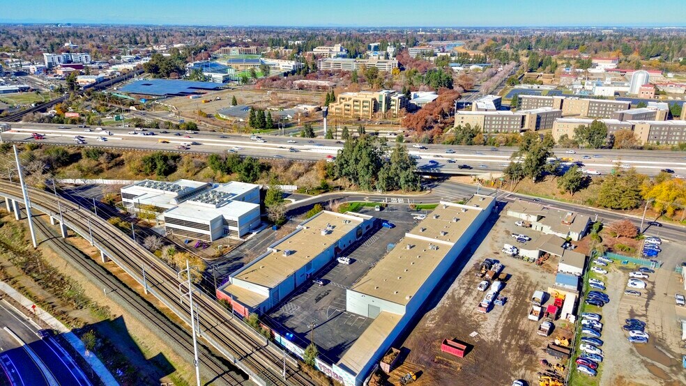More Photos Of 7322 Folsom Blvd, Sacramento Unknown For Lease