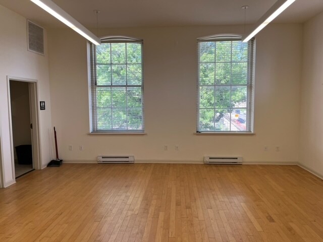 More Photos Of 2275 Bridge St- Unit 23-C, Philadelphia Office For Lease