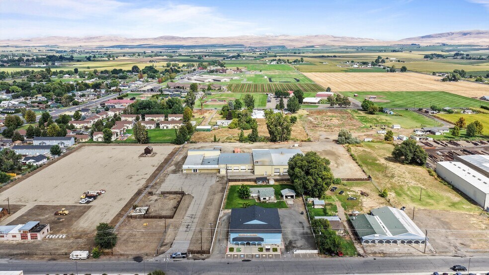 More Photos Of 1722 Morgan Rd, Sunnyside Warehouse For Sale