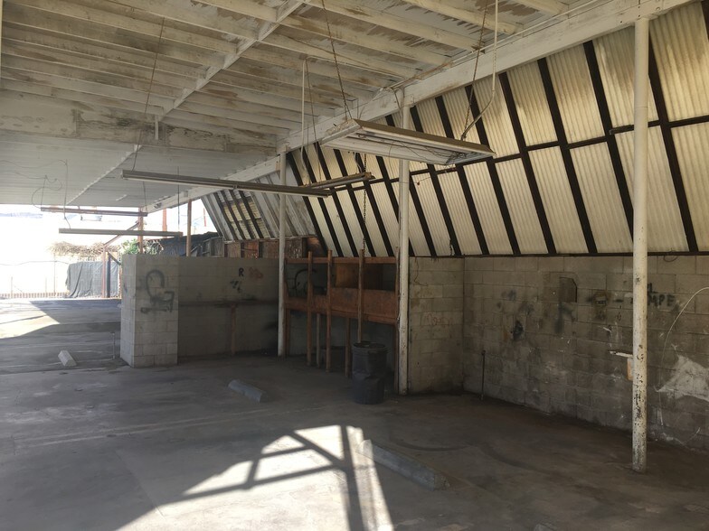More Photos Of 757 E San Bernardino Rd, Covina Contractor Storage Yard For Lease