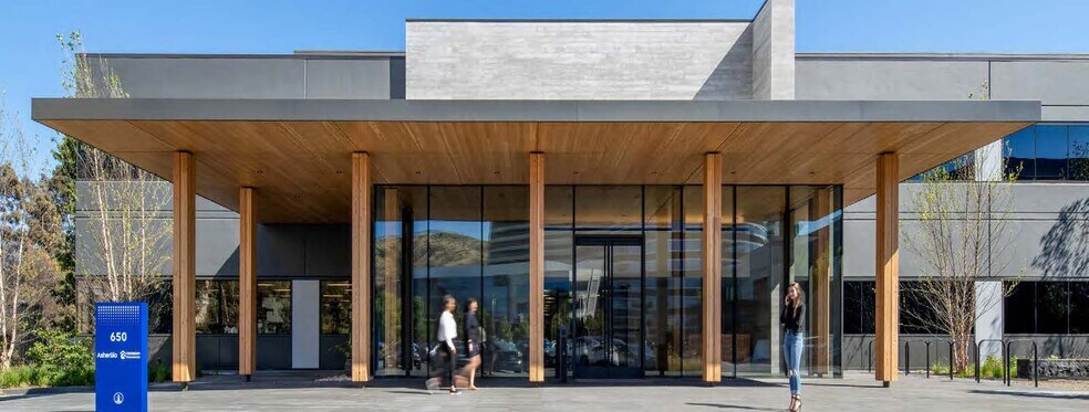 More Photos Of 630 Gateway Blvd, South San Francisco Research And Development For Lease