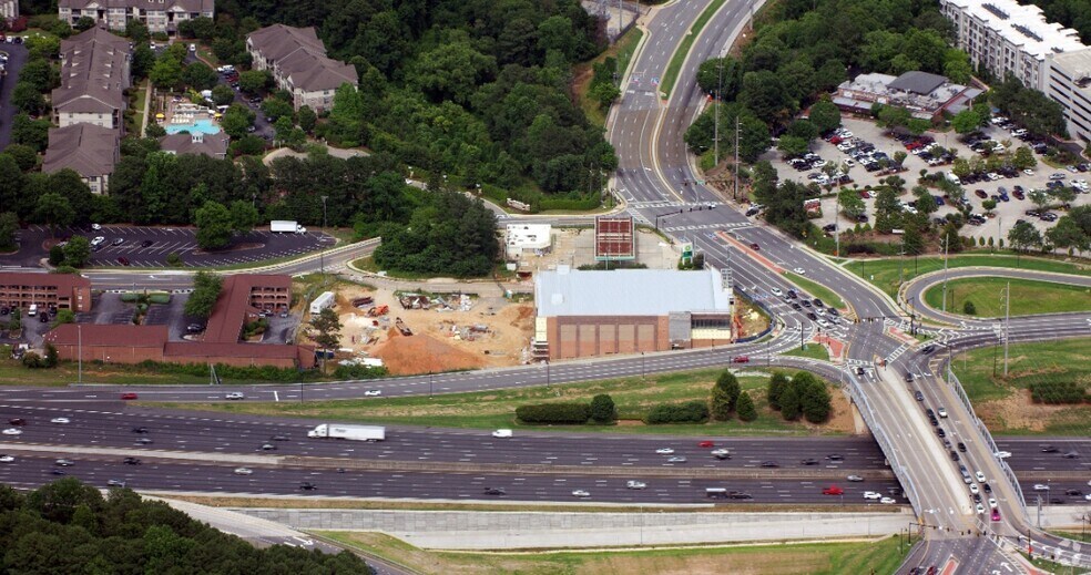 More Photos Of 1966 Leland Dr, Marietta Self Storage For Sale