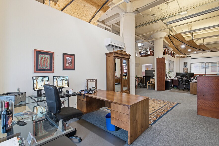 More Photos Of 1314 NW Irving St, Portland Apartments For Sale