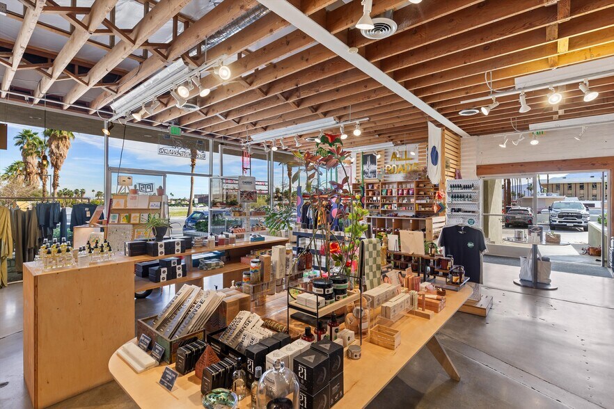 More Photos Of 383 N Indian Canyon Dr, Palm Springs Freestanding For Sale