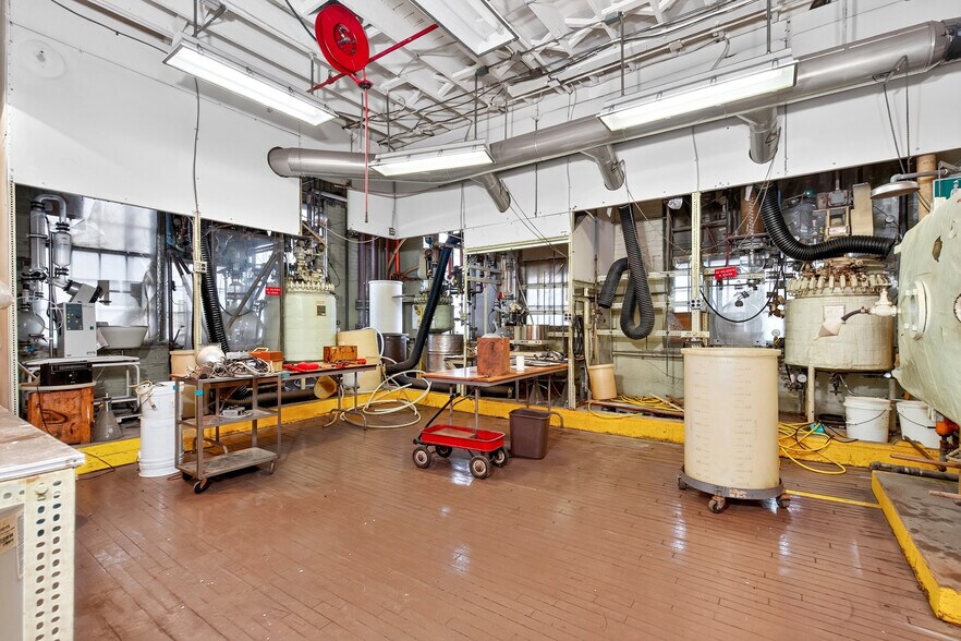More Photos Of 1280 Niagara St, Buffalo Warehouse For Sale