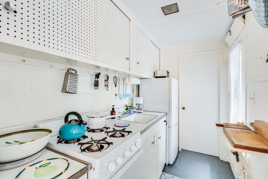 More Photos Of 25 Way 055., Wellfleet Apartments For Sale