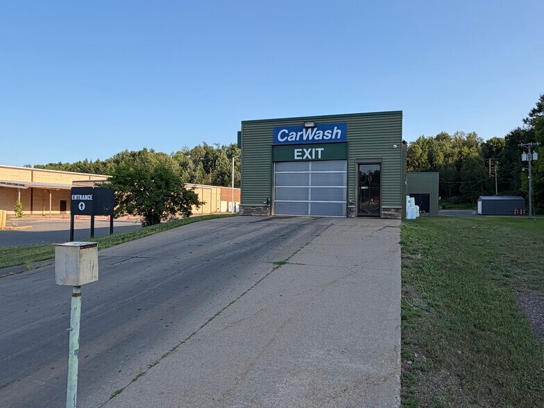 More Photos Of 135 Brookton Road, Marquette Carwash For Sale