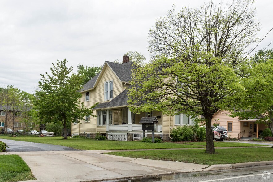 More Photos Of 407 Front St, Berea Office Residential For Sale