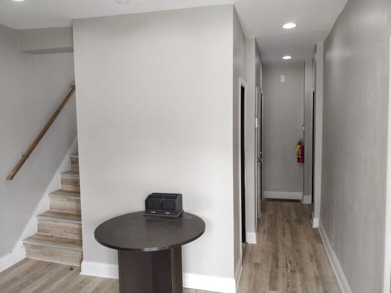 More Photos Of 8 Sudbrook Ln, Pikesville Medical For Lease