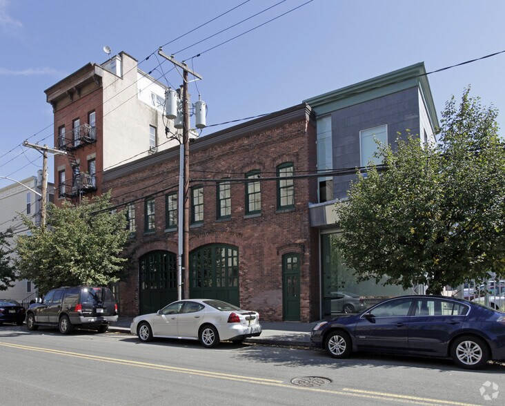 More Photos Of 206 Van Vorst St, Jersey City Loft Creative Space For Lease