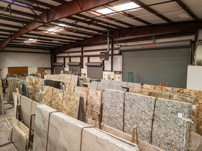 More Photos Of 325 Santa Bella, Paso Robles Warehouse For Sale
