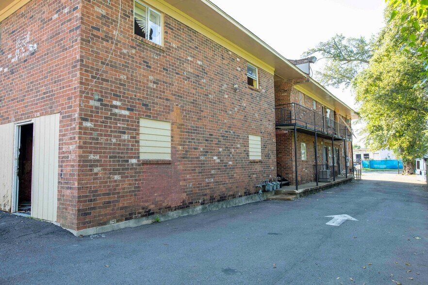 More Photos Of 1716 DuPont Ave, Memphis Apartments For Sale