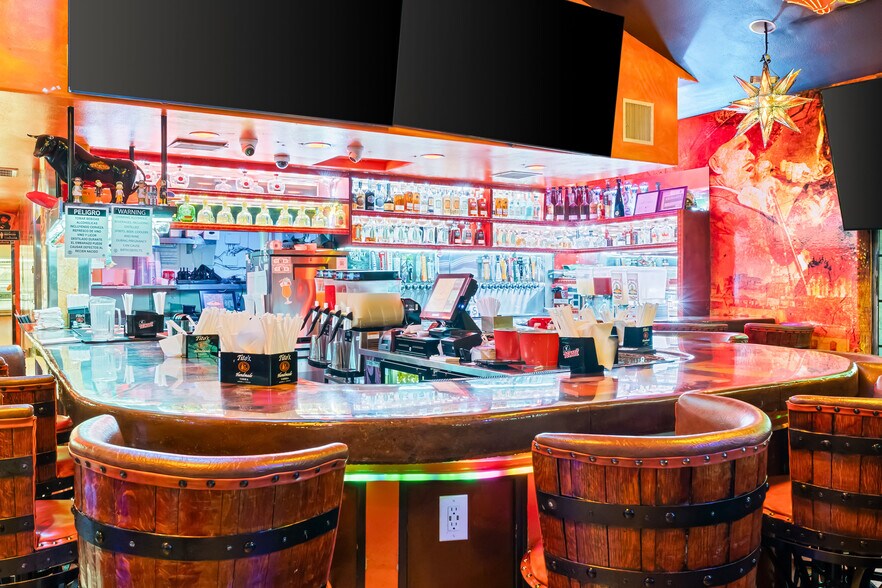 More Photos Of 1884 Arizona 95, Bullhead City General Retail For Sale