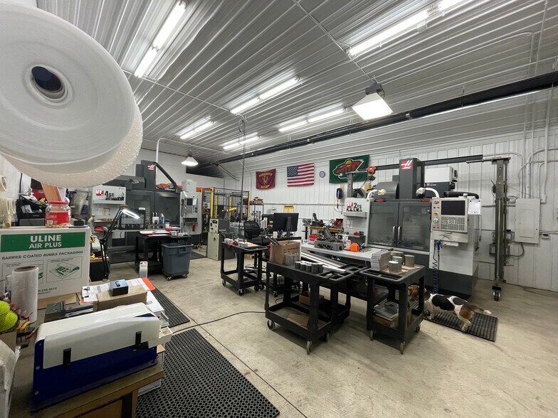 More Photos Of 250 St. John St, Loretto Warehouse For Lease