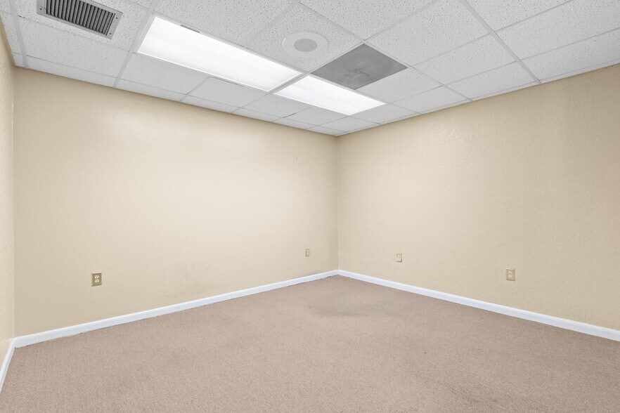 More Photos Of 1200 S Pinellas Ave, Tarpon Springs Medical For Lease