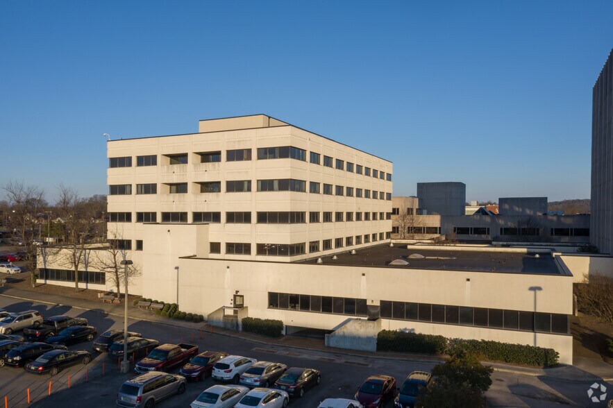 More Photos Of 801 Princeton Ave SW, Birmingham Unknown For Lease