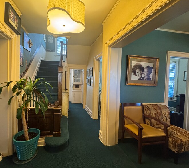 More Photos Of 62 Bowman Ave, Rye Town Office For Lease