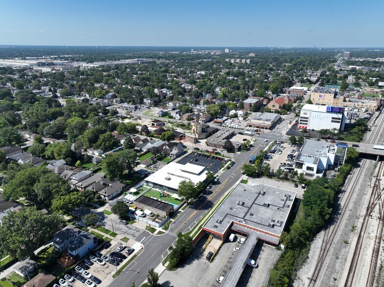 More Photos Of 1117 Garfield St, Oak Park Daycare Center For Sale