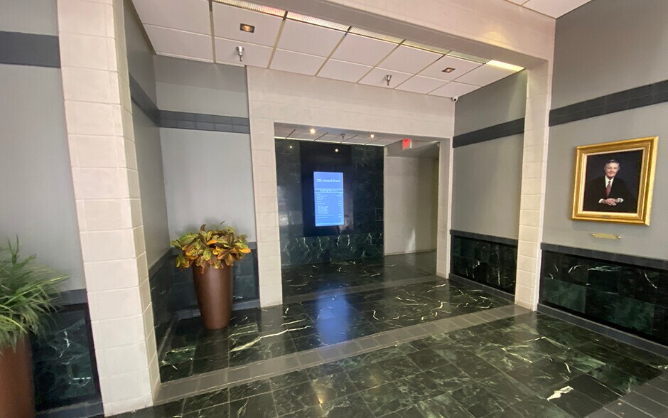 More Photos Of 225 Market St, Harrisburg Office For Lease